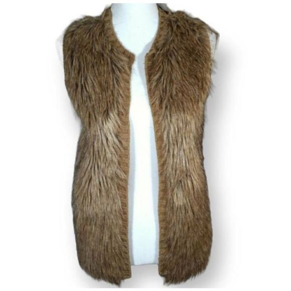 XHILARATION FAUX FUR CAMEL VEST SZ.XS EUC. - Picture 1 of 5